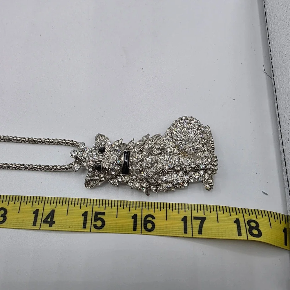 Silver Tone Rhinestone Sitting Cat‎ Pendant Brooch Long Popcorn Chain Necklace